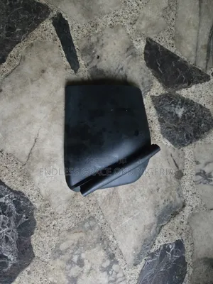 Wiper Plastic Cover Rx350 2010/2015