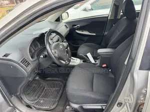 Toyota Corolla S 4dr Sedan (1.8L 4cyl 4A) 2010 Silver