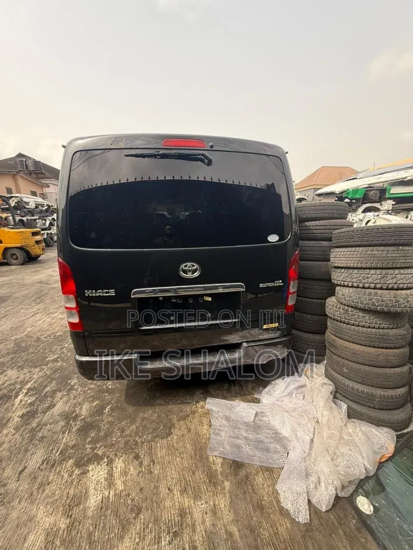 Toyota HiAce 2007