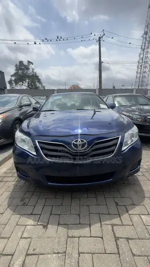 Toyota Camry 2011 Blue
