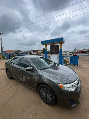 Toyota Camry 2012 Gray