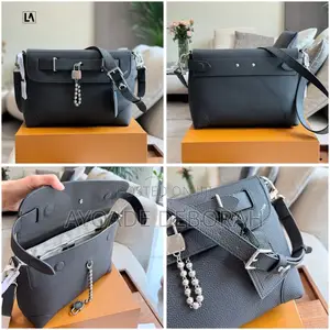 Black Pebbled Leather Structured Handbag With Shoulder Strap