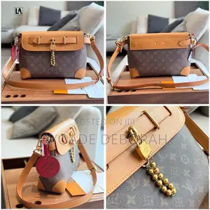 Black Pebbled Leather Structured Handbag With Shoulder Strap