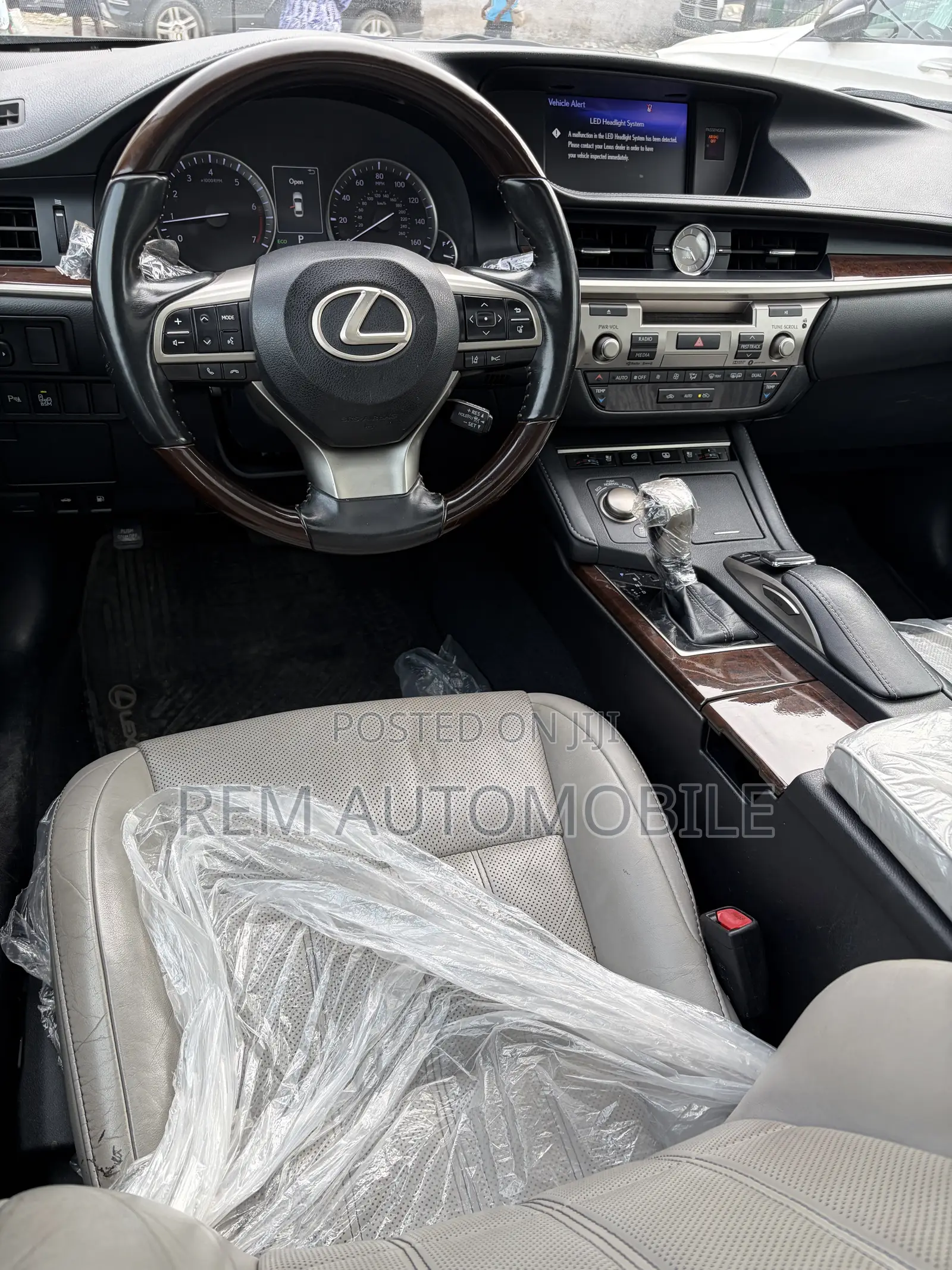 Lexus ES 2018 Black