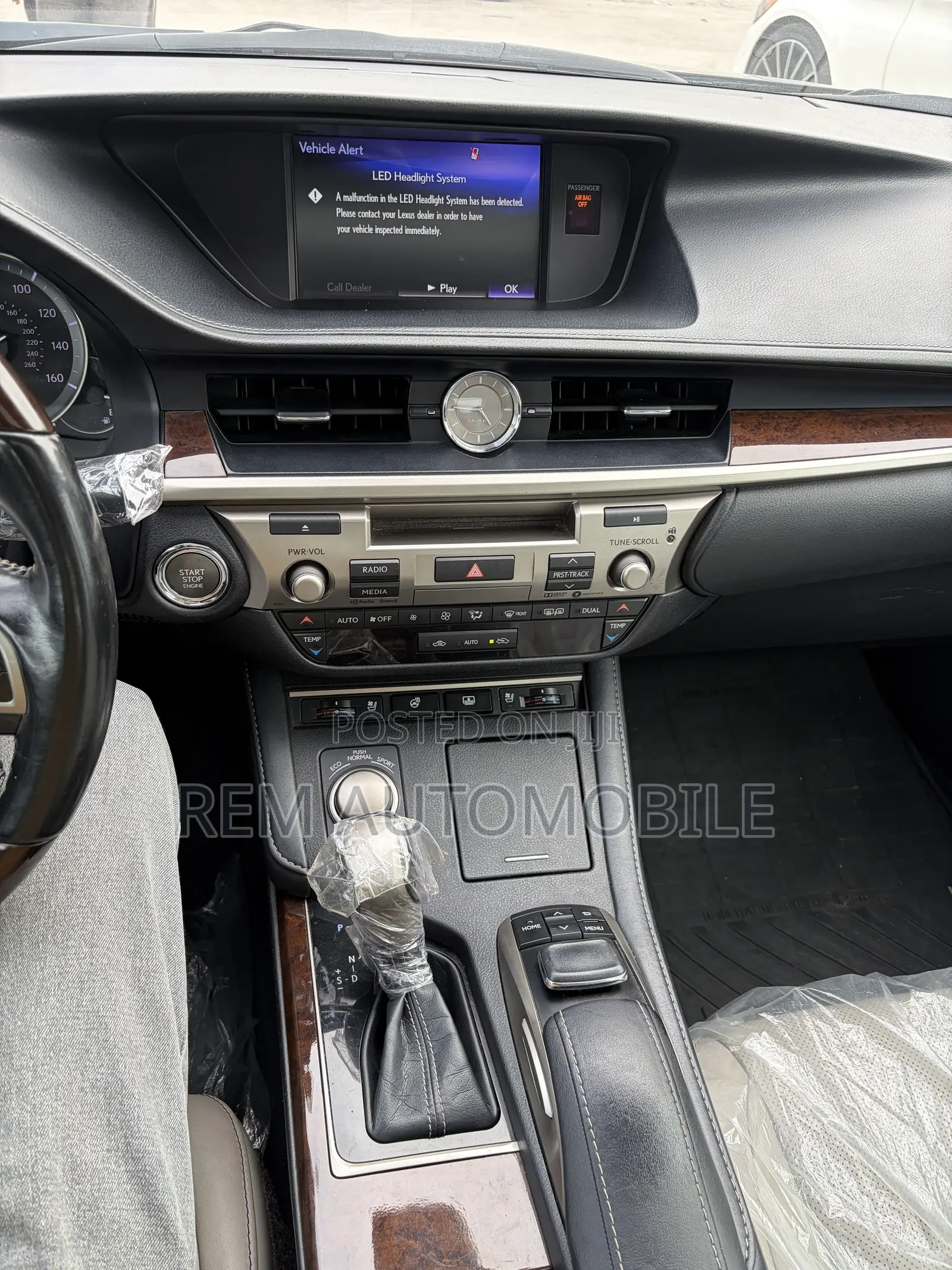 Lexus ES 2018 Black