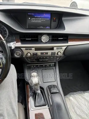 Lexus ES 2018 Black
