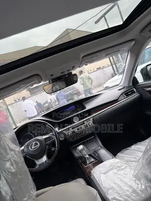 Lexus ES 2018 Black