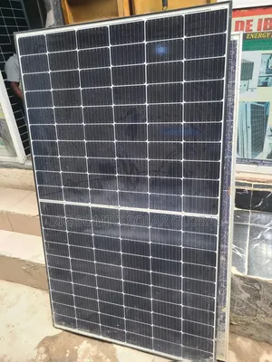 550watts Jinko Solar Panel