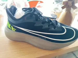 Nike Zoom Fly