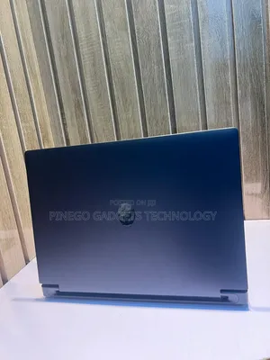 New Laptop Alienware M15 6GB Intel Core 7 SSD 1T