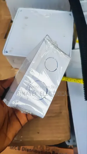 4x4 Adaptable Box