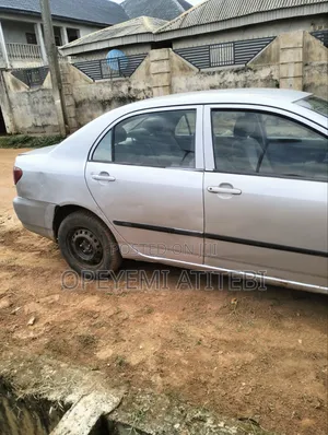 Toyota Corolla 2005 Silver