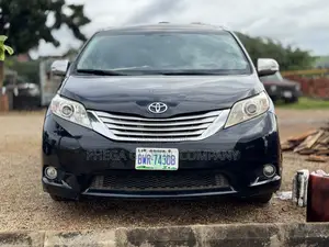 Toyota Sienna Limited AWD 7-Passenger 2013 Black
