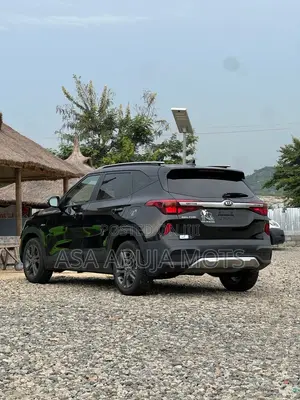 Kia Seltos 2021 Black