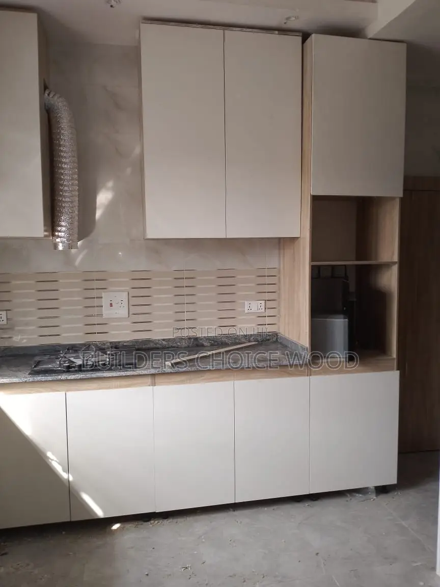 HDF Glossy and Matte Finish Kitchen Cabinets