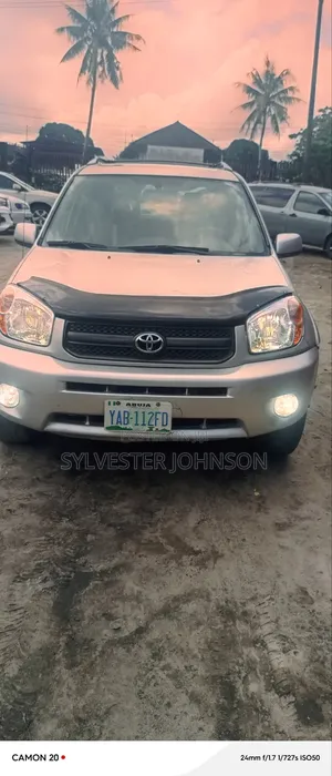 Toyota RAV4 2006 Silver