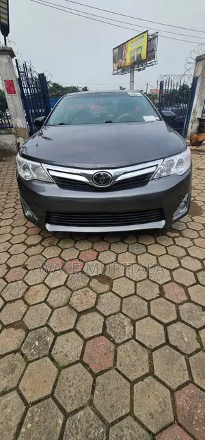 Toyota Camry 2014