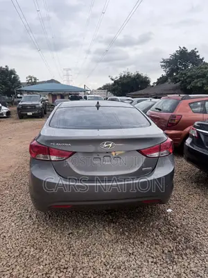 Hyundai Elantra 2013