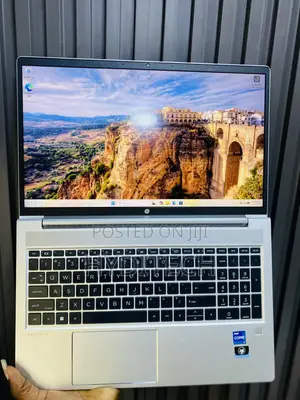 Laptop HP ProBook 450 G8 16GB Intel Core i7 SSD 512GB