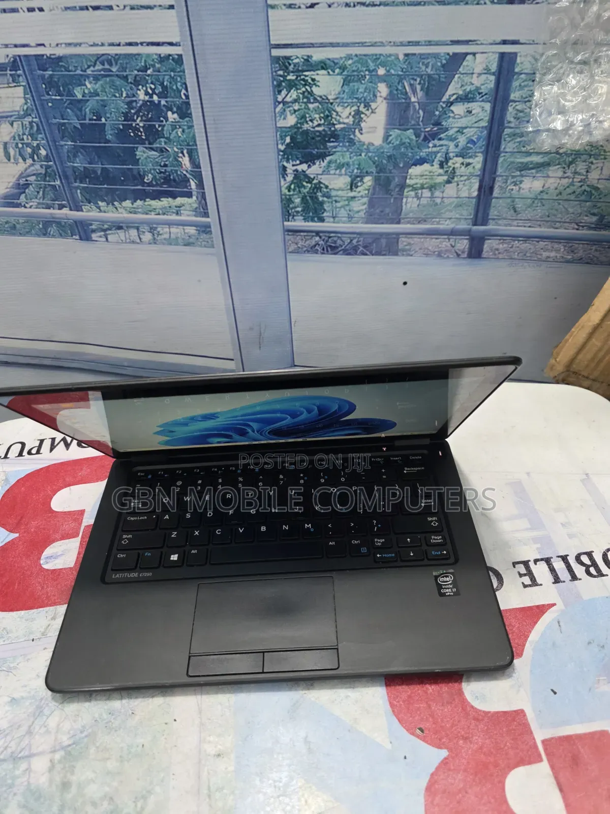 Laptop Dell Latitude 12 E7250 8GB Intel Core i7 SSD 128GB