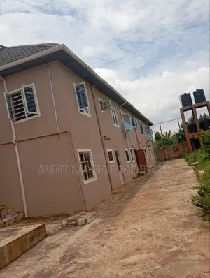 1bdrm Block of Flats in Tiamiyu Raji Igangbe, Gberigbe for rent