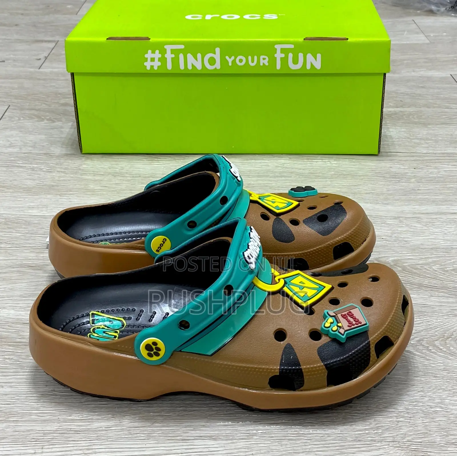 Crocs X Scooby-Doo Classic Clogs🦮!!