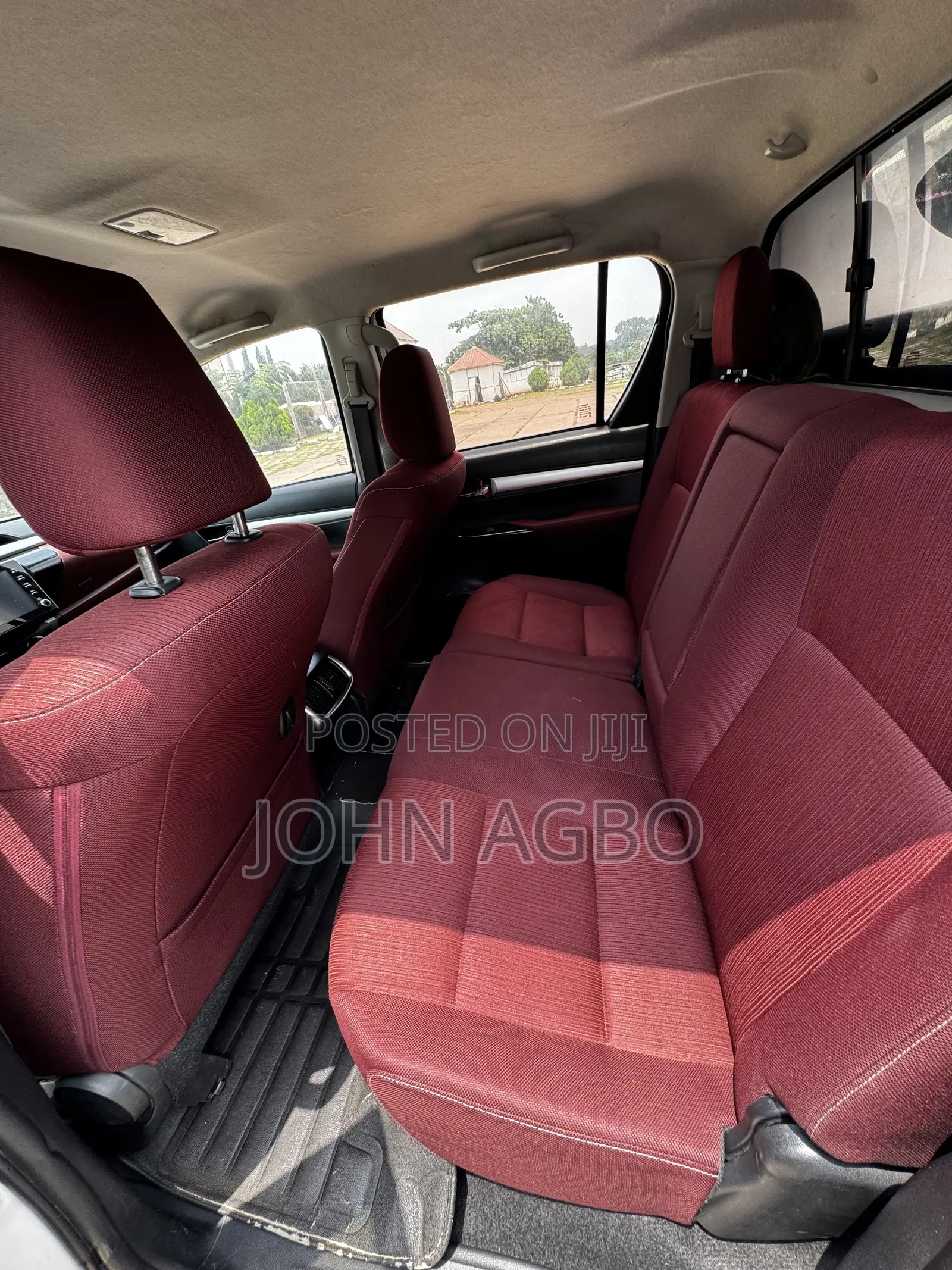 Toyota Hilux 2021 White