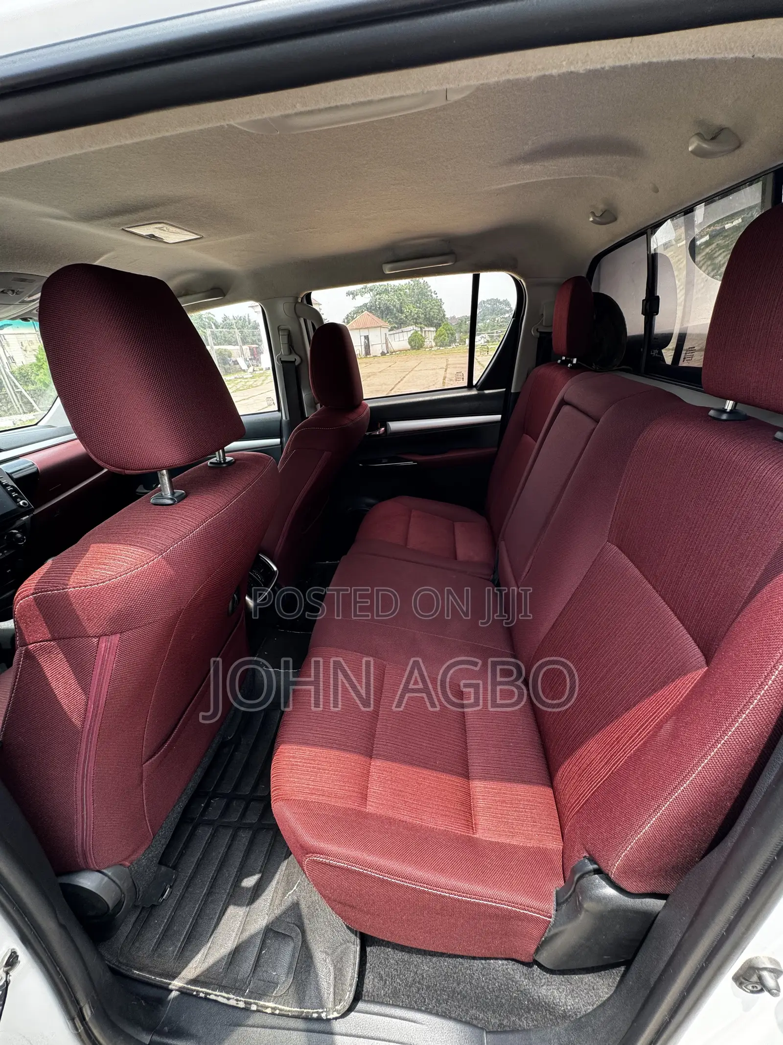 Toyota Hilux 2021 White