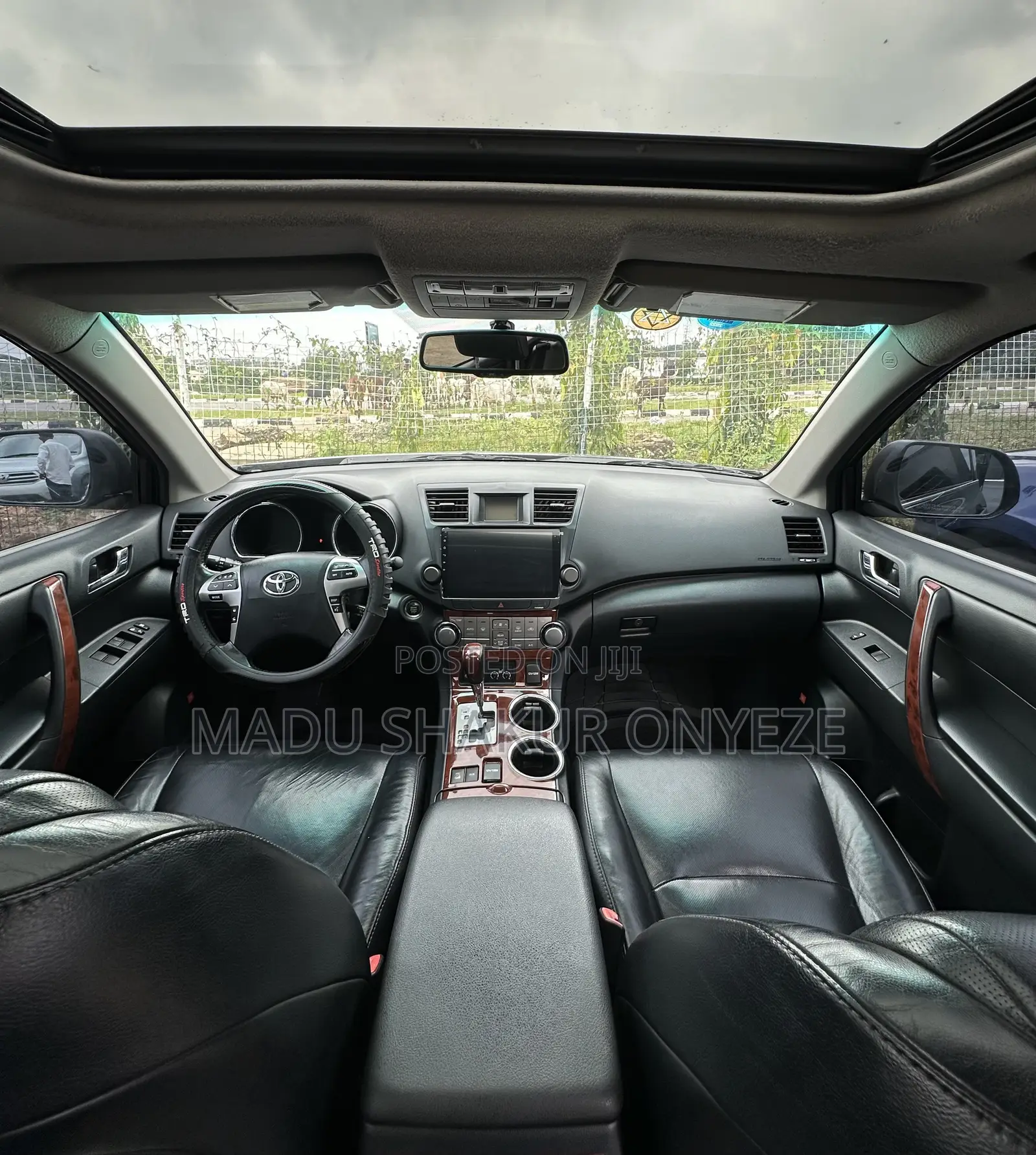 Toyota Highlander SE 2012 Gray