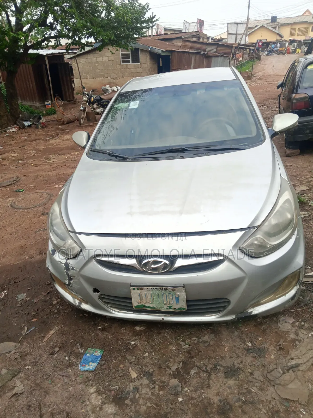 Hyundai Accent 2012 Silver