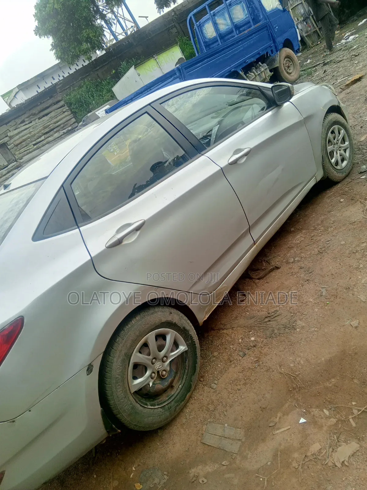 Hyundai Accent 2012 Silver