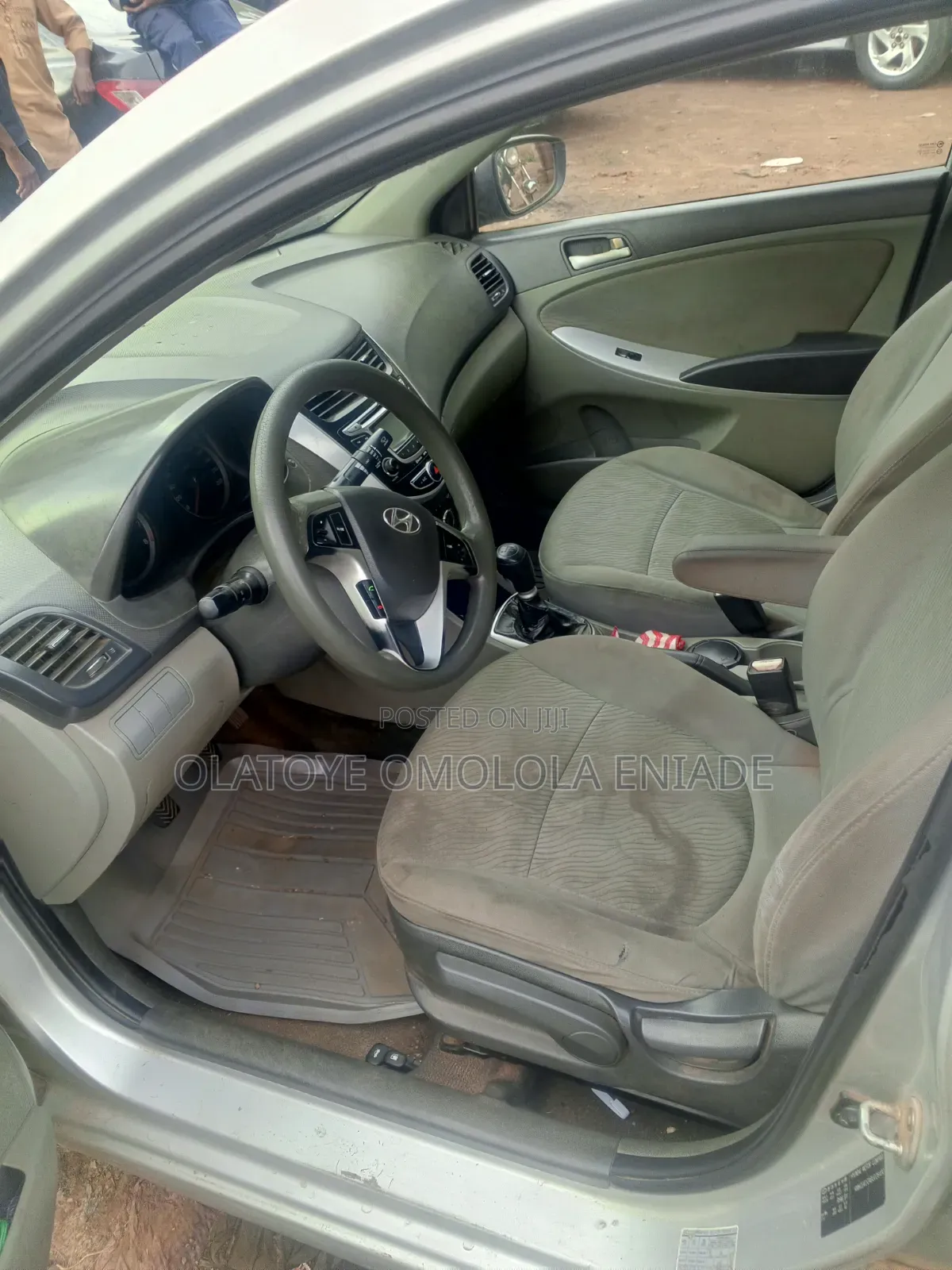 Hyundai Accent 2012 Silver