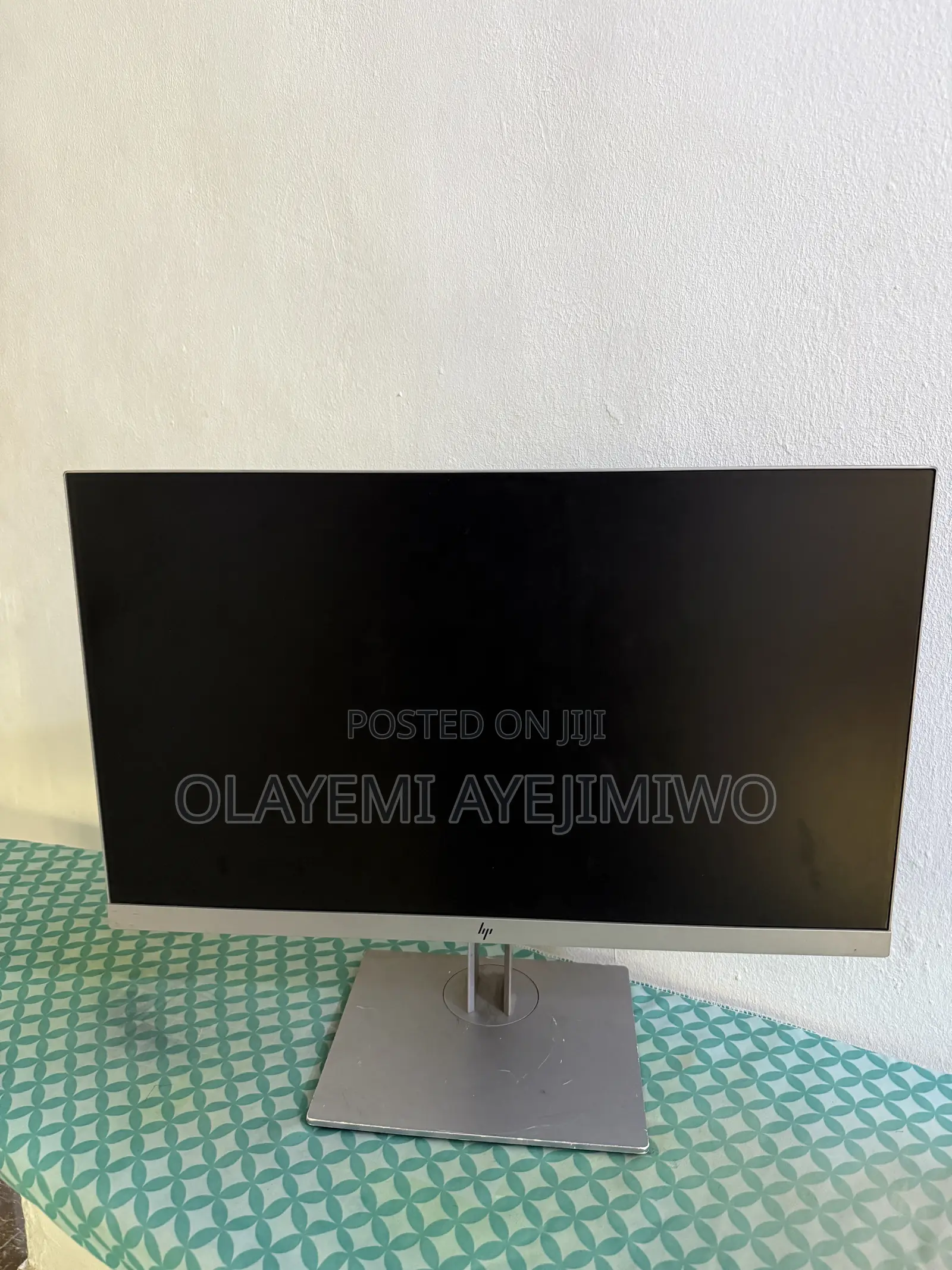 HP Frameless Monitor