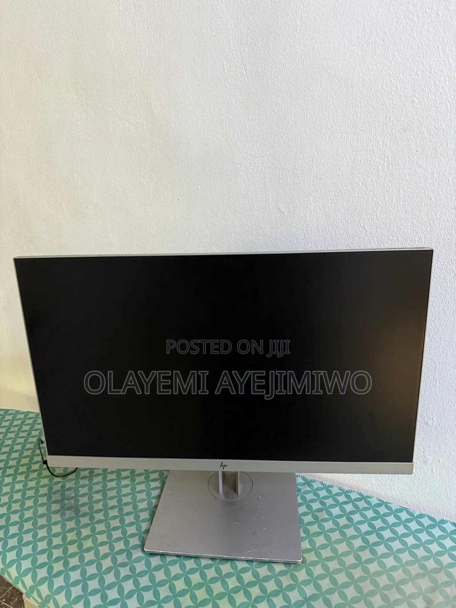 HP Frameless Monitor