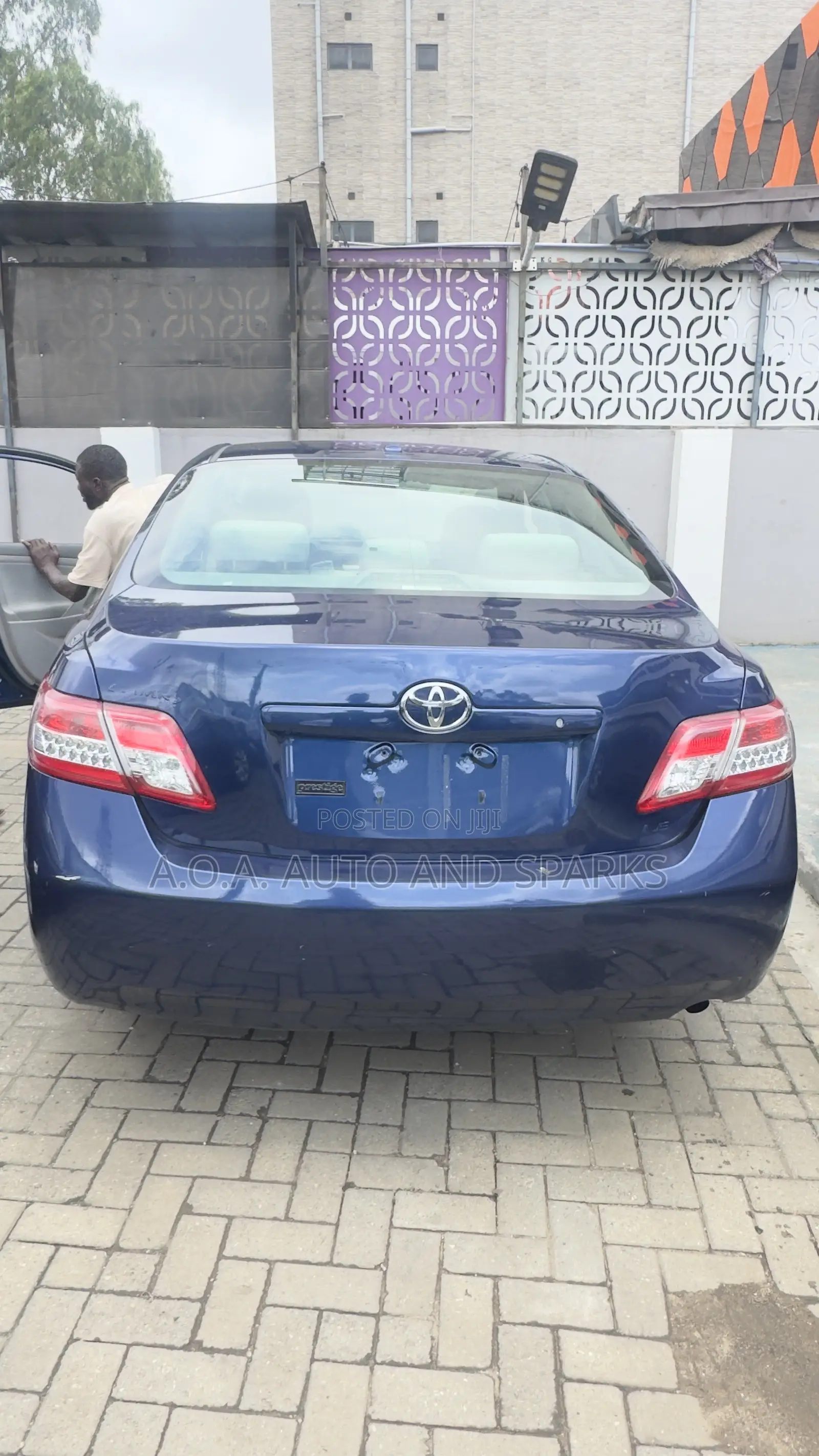 Toyota Camry 2011 Blue