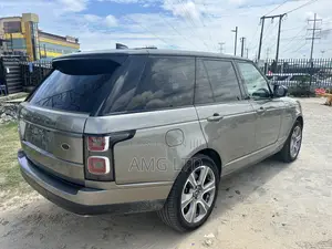 Land Rover Range Rover HSE SWB 2020 Gray