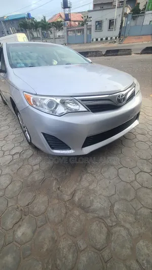 Toyota Camry L 4dr Sedan (2.5L 4cyl 6A) 2012 Silver