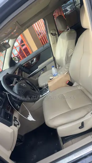 Mercedes-Benz GLK-Class 2012 Gray