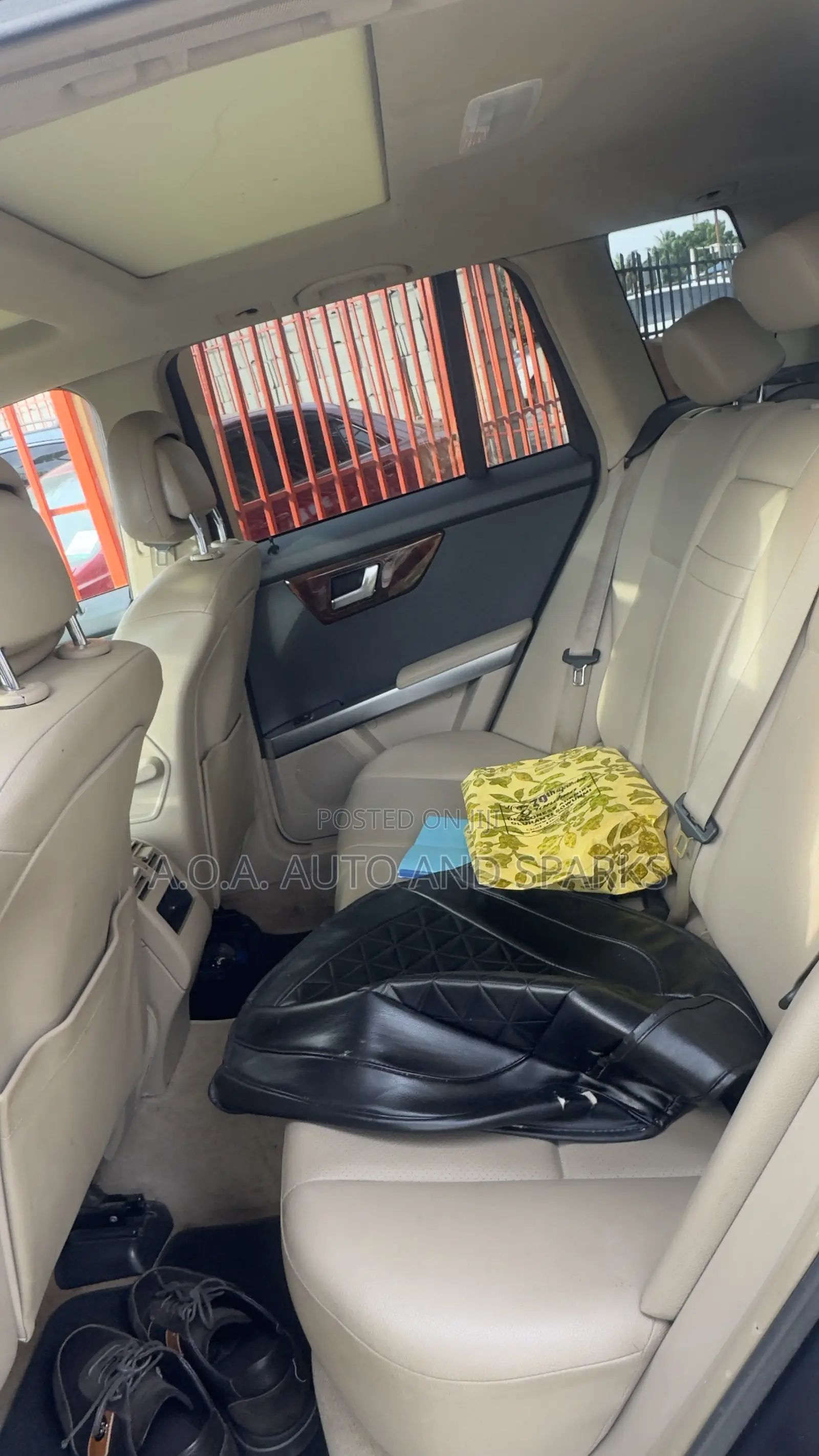 Mercedes-Benz GLK-Class 2012 Gray