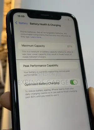 Apple iPhone XR 64 GB Black