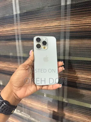 Apple iPhone 15 Pro 256 GB Gold