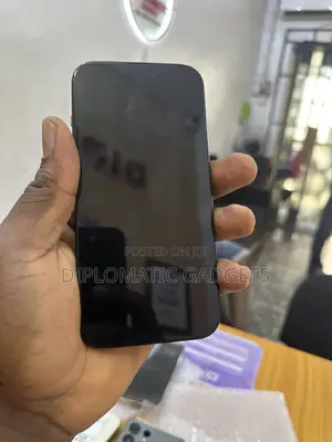 Apple iPhone 15 128 GB Black