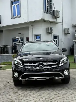 Mercedes-Benz GLA 250 2019 Black