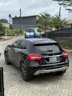 Mercedes-Benz GLA 250 2019 Black