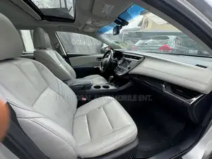 Toyota Avalon 2013 Silver