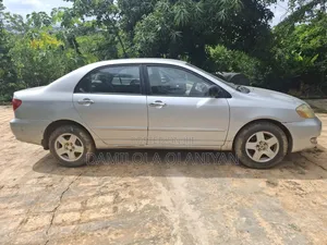 Toyota Corolla 2005 Silver