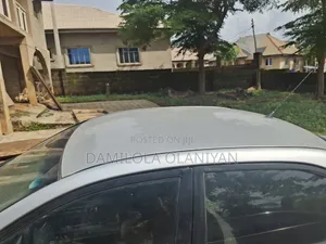 Toyota Corolla 2005 Silver