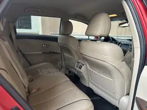 Toyota Venza XLE 4dr Wagon (3.5L 6cyl 6A) 2015 Red