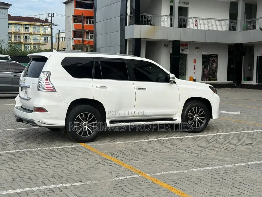 Lexus GX 2020 White