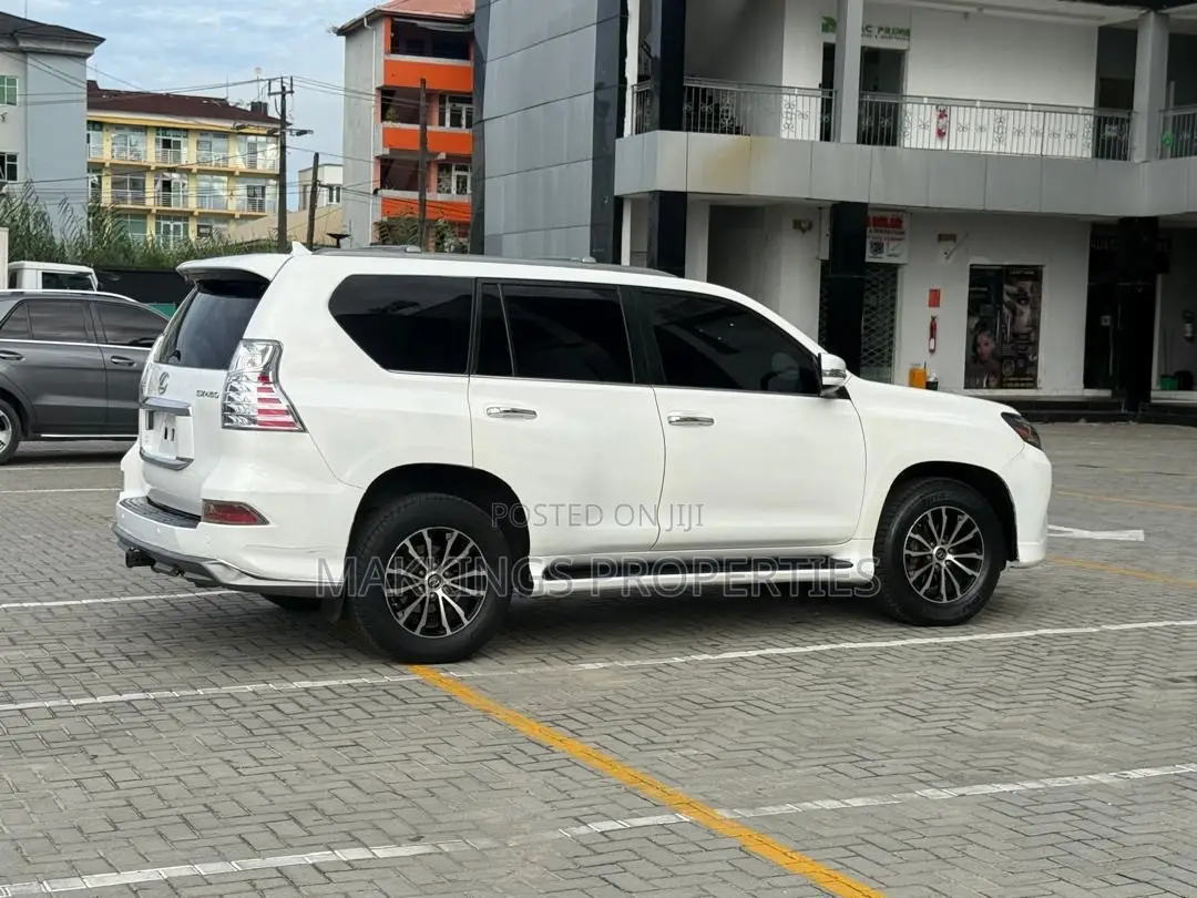 Lexus GX 2020 White